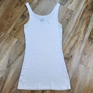 💜Mossimo White Ribbed Sleeveless Top Medium